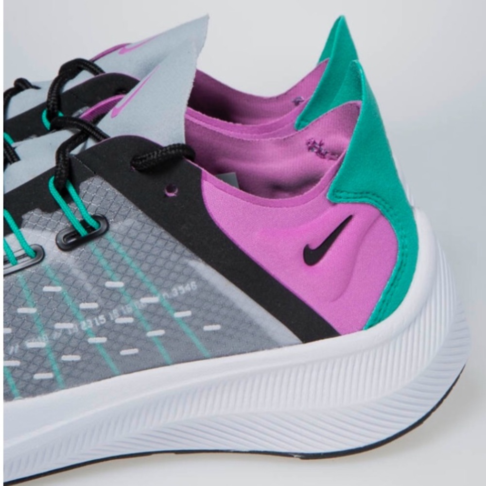 NIB Nike EXP-X14 Sneaker, W 7.5 - Picture 2 of 8